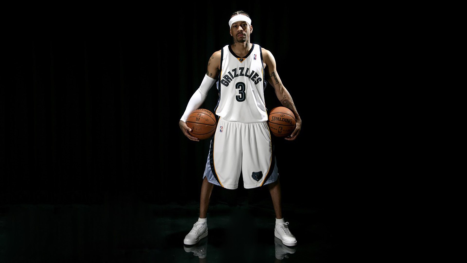 湖人组织新赛季誓师大会全员参与氛围热烈,湖人新人